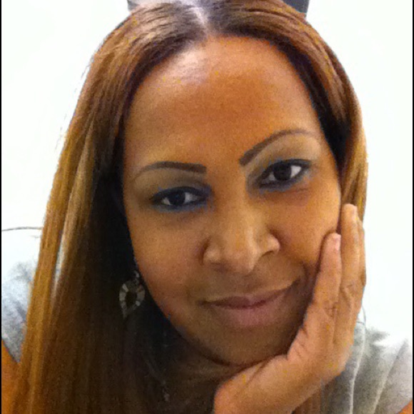 Meet your Posher, Nelly - Picture 5 of 8